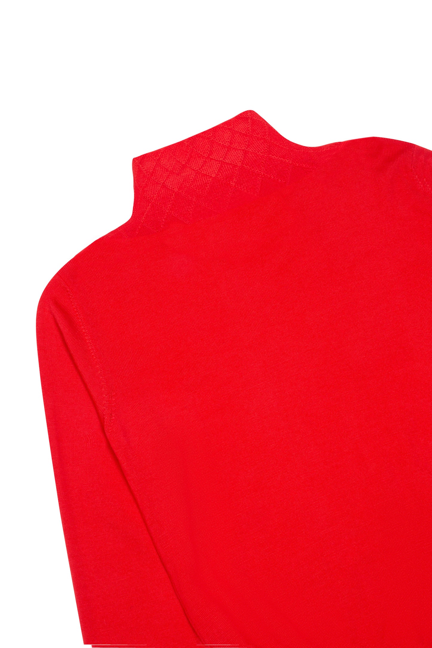 LIGHTWEIGHT-KNITTED MERINO TURTLE NECK SWEATER