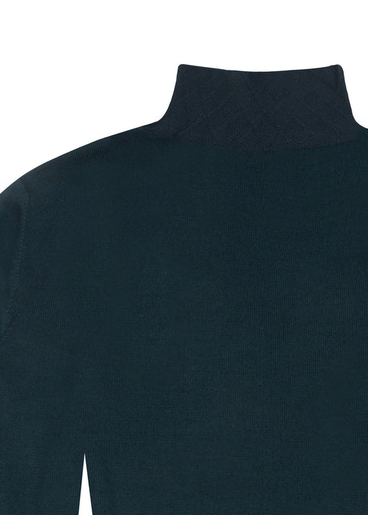 LIGHTWEIGHT-KNITTED MERINO TURTLE NECK SWEATER