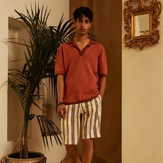 STRIPED KNEE-LENGHT COTTON AND LINEN SHORTS